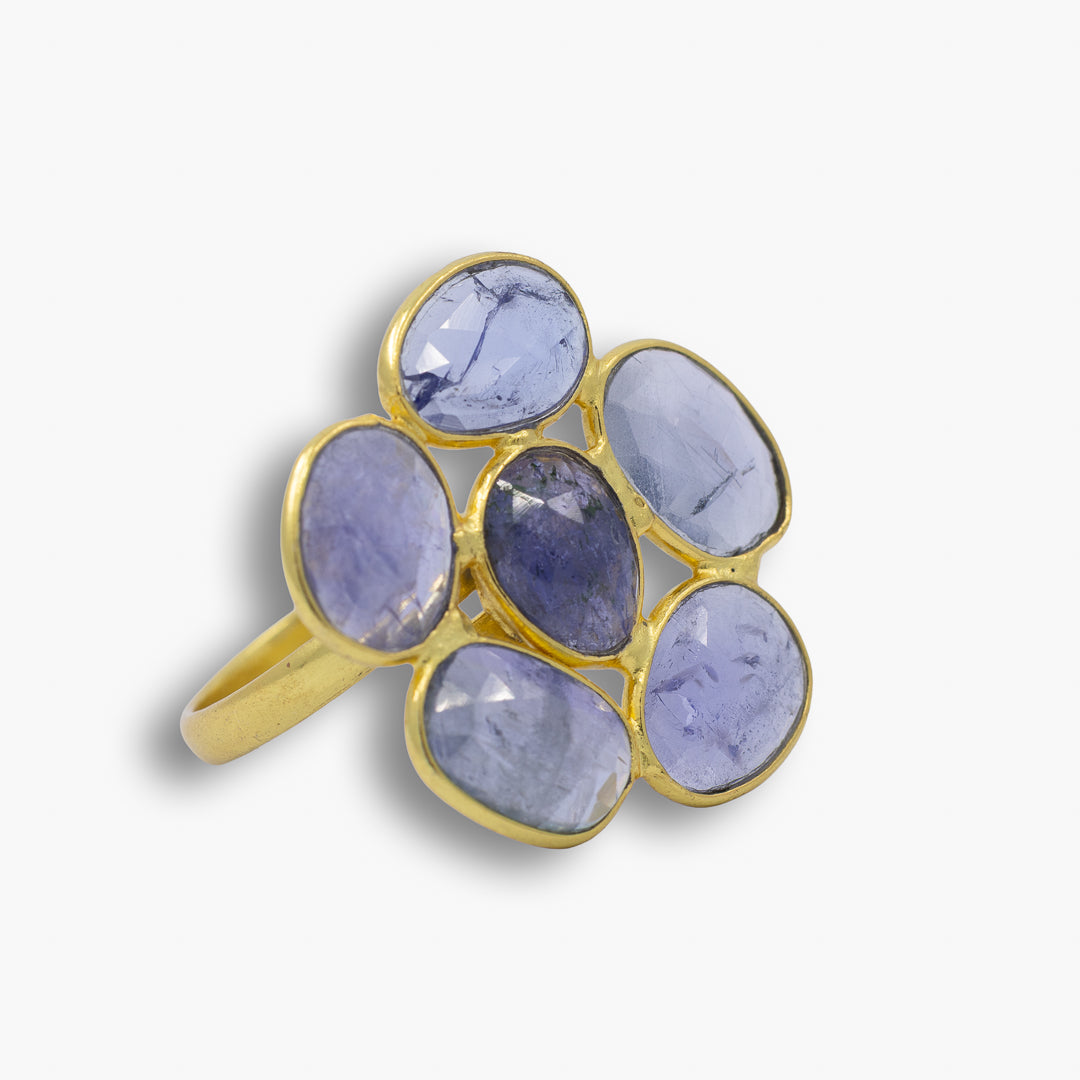 Elegant Cluster Gemstone Ring